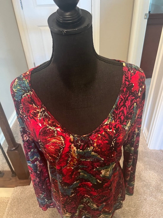 Chico's Red Multi Floral Scoop Neck Long Sleeve Top - Vibrant Print - Picture 3 of 5